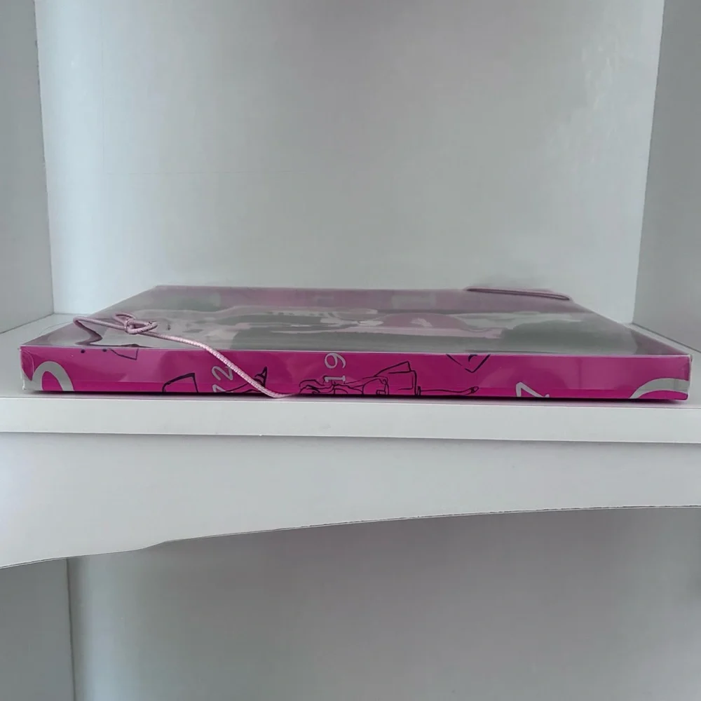 NWT Vintage BARBIE Glamour Dream Collection, Box Set 4 Greeting Cards/Envelopes